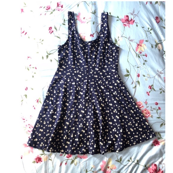 FOREVER 21 floral print skater dress - Picture 6 of 8